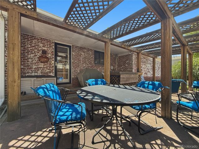 1101 Locust Street, Denver, CO 80220