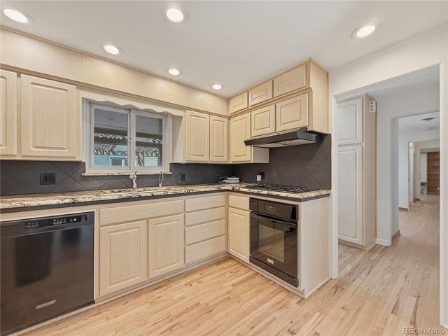 1101 Locust Street, Denver, CO 80220