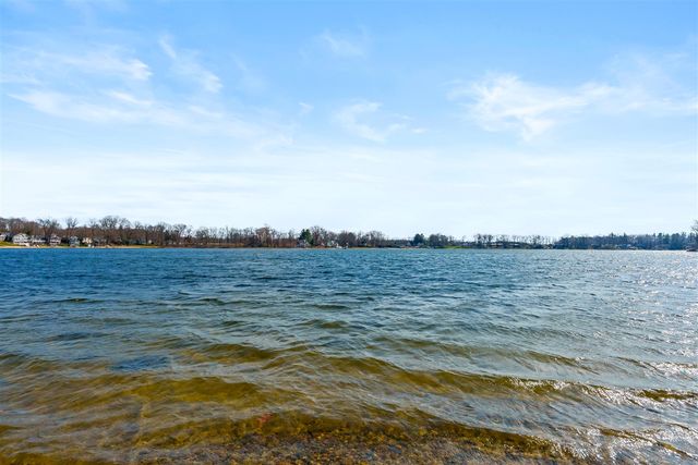 27965 North Street, Gobles, MI 49055