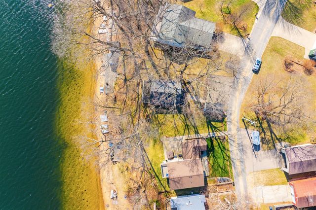 27965 North Street, Gobles, MI 49055