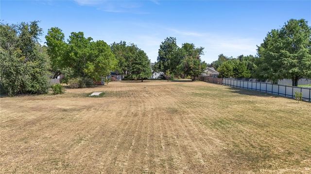 7530 NW 36th Street, Bethany, OK 73008