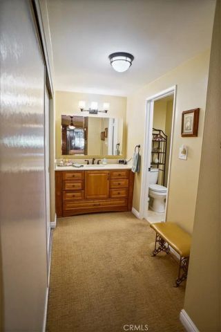 19334 Oak Crossing, Newhall, CA 91321