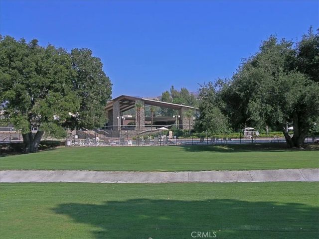 19334 Oak Crossing, Newhall, CA 91321