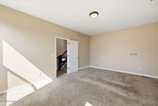 17107 Creek Vista Ct, Louisville, KY 40245