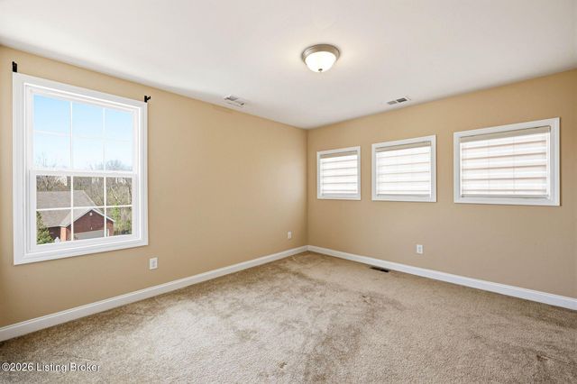 17107 Creek Vista Ct, Louisville, KY 40245