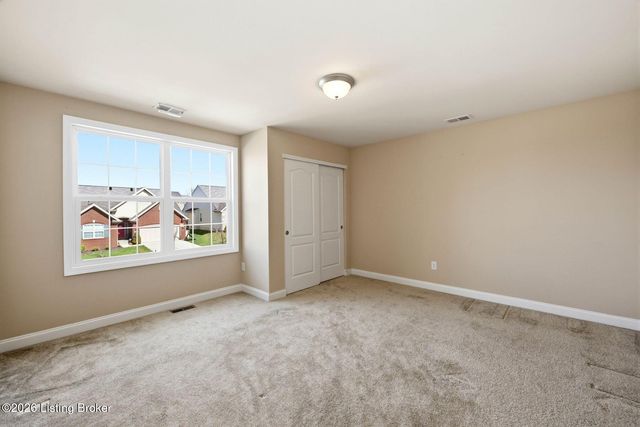 17107 Creek Vista Ct, Louisville, KY 40245