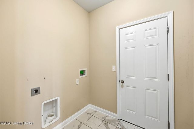 17107 Creek Vista Ct, Louisville, KY 40245