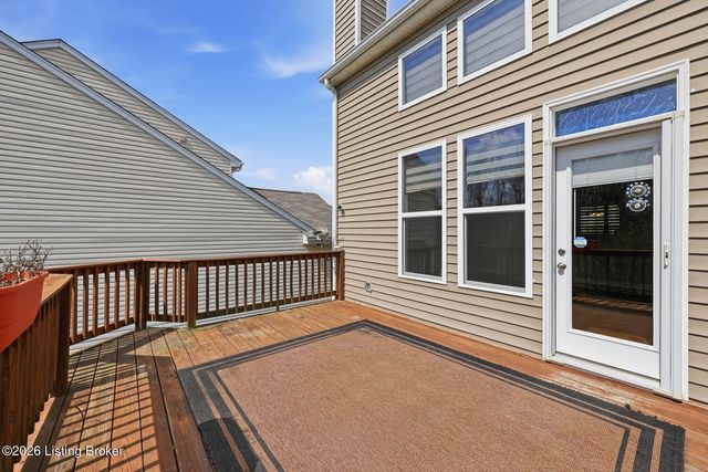 17107 Creek Vista Ct, Louisville, KY 40245