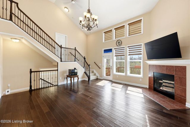 17107 Creek Vista Ct, Louisville, KY 40245