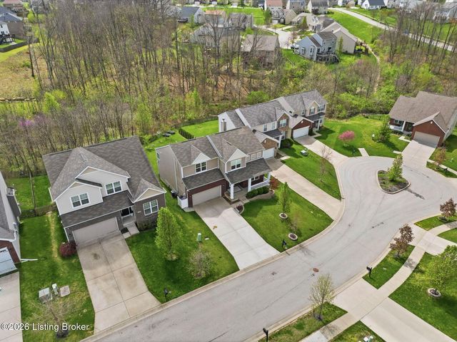 17107 Creek Vista Ct, Louisville, KY 40245