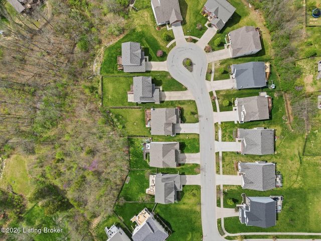 17107 Creek Vista Ct, Louisville, KY 40245