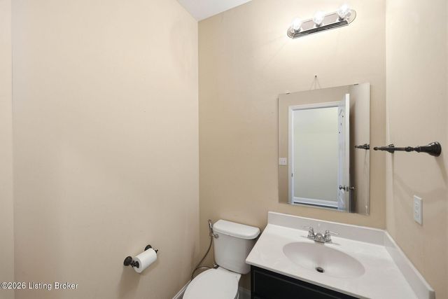 17107 Creek Vista Ct, Louisville, KY 40245