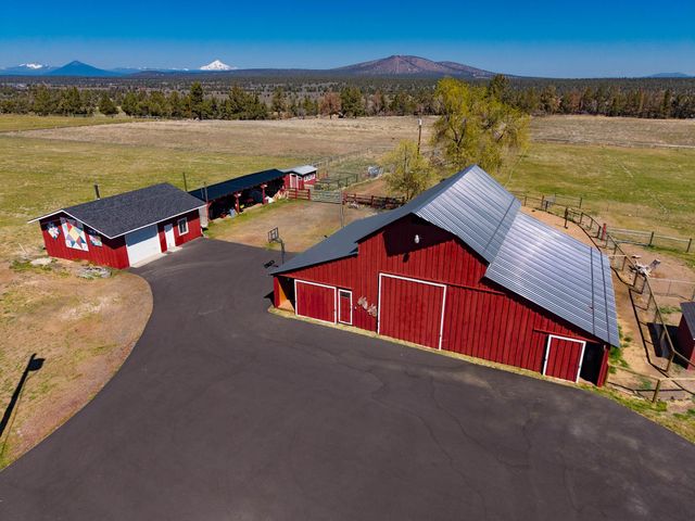 20900 SW Young Avenue, Bend, OR 97703