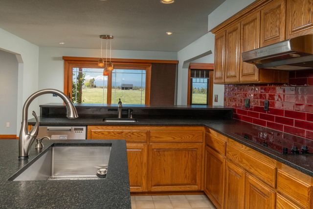 20900 SW Young Avenue, Bend, OR 97703