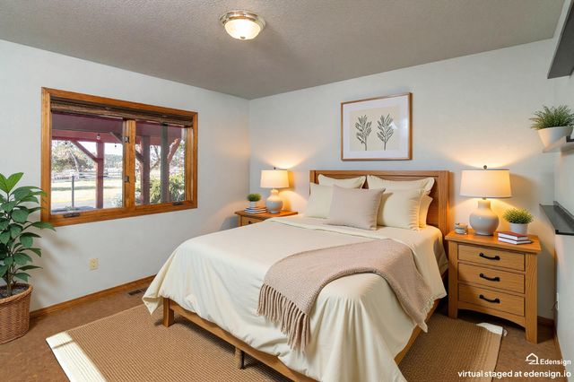 20900 SW Young Avenue, Bend, OR 97703