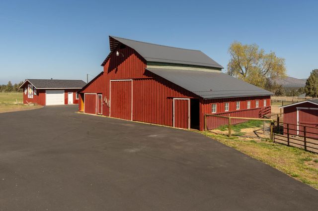 20900 SW Young Avenue, Bend, OR 97703