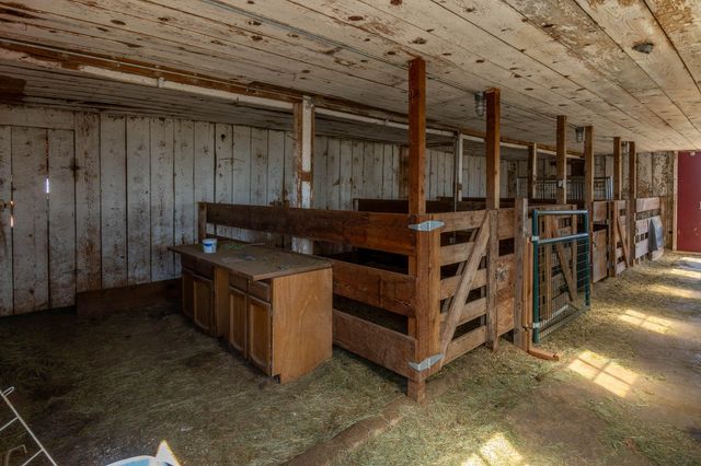 20900 SW Young Avenue, Bend, OR 97703