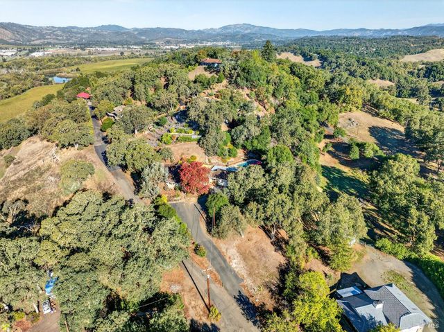 351 View Dr, Ukiah, CA 95482