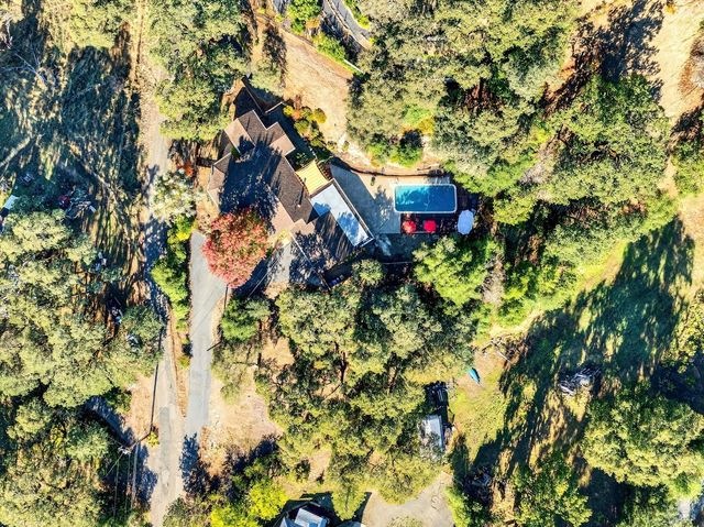 351 View Dr, Ukiah, CA 95482