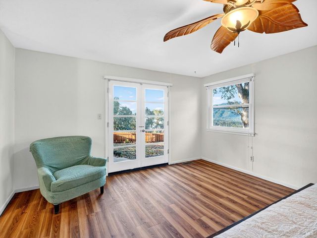 351 View Dr, Ukiah, CA 95482