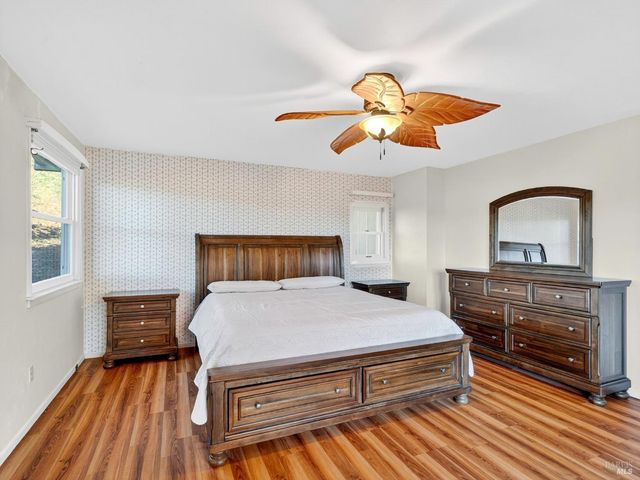 351 View Dr, Ukiah, CA 95482