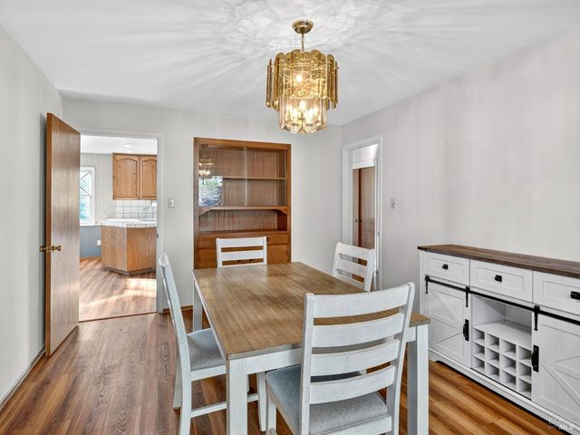 351 View Dr, Ukiah, CA 95482