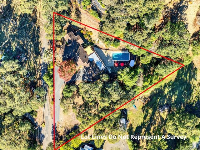 351 View Dr, Ukiah, CA 95482
