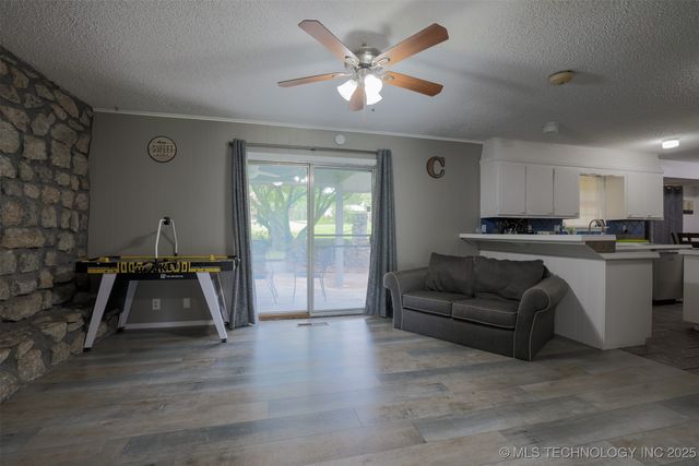 533 W Woodland Drive, Cleveland, OK 74020