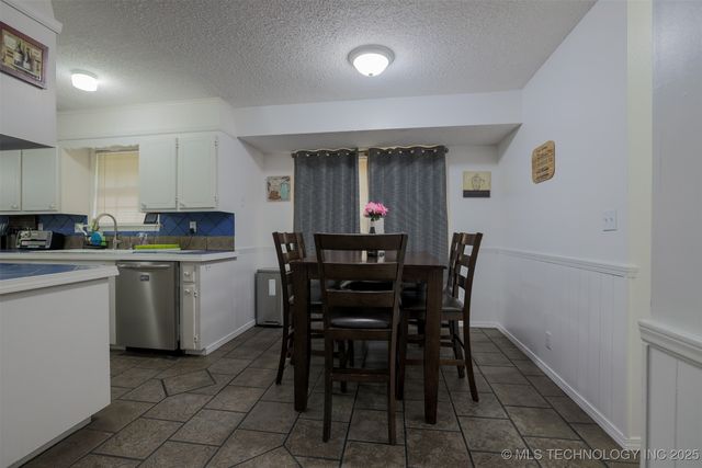 533 W Woodland Drive, Cleveland, OK 74020