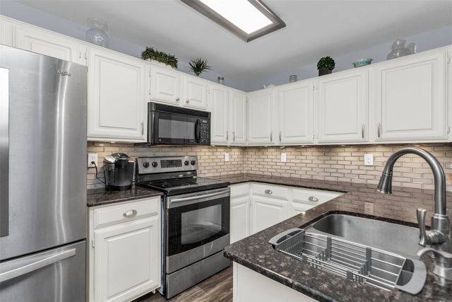 12660 Hillcrest Road 9104, Dallas, TX 75230