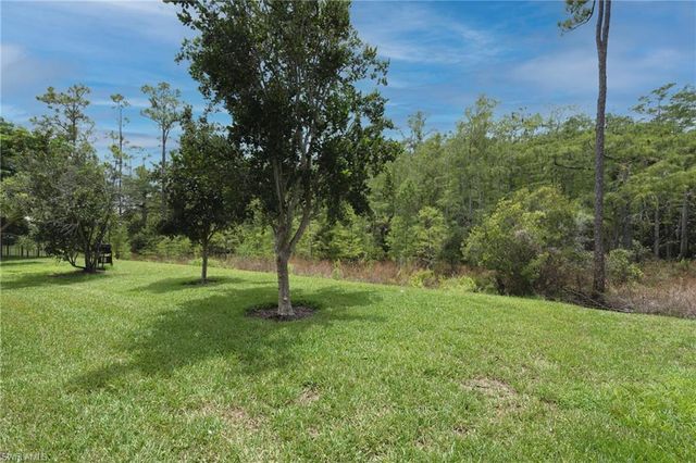 11104 Yellow Poplar DR, Fort Myers, FL 33913