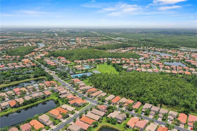 11104 Yellow Poplar DR, Fort Myers, FL 33913
