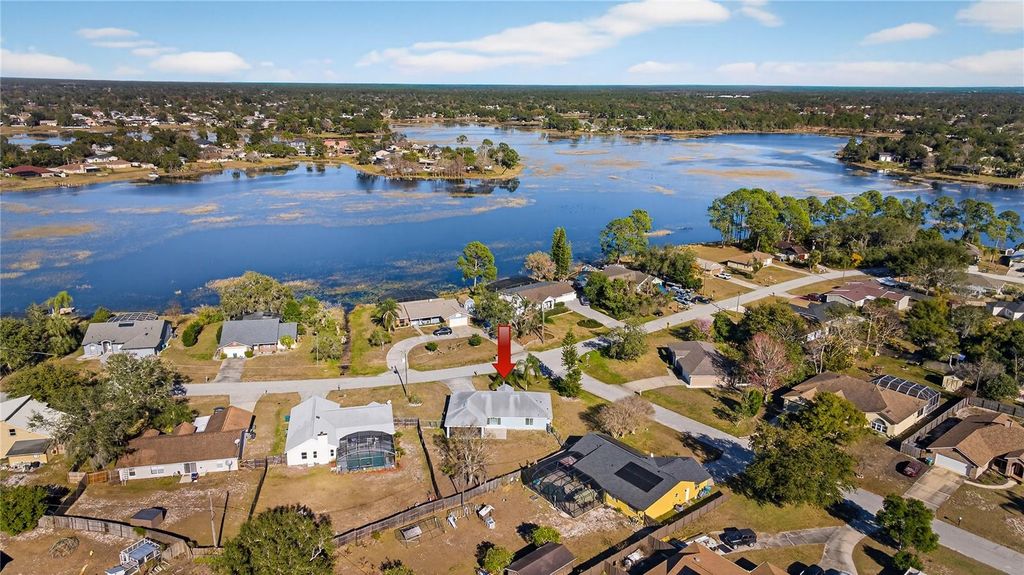 Image 24 of property listing at 2563 SHEFFIELD DRIVE, Deltona, FL 32738