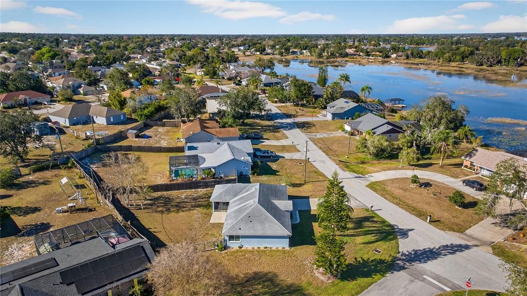 Image 27 of property listing at 2563 SHEFFIELD DRIVE, Deltona, FL 32738