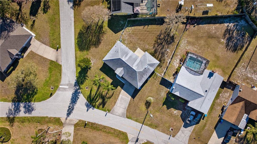 Image 33 of property listing at 2563 SHEFFIELD DRIVE, Deltona, FL 32738