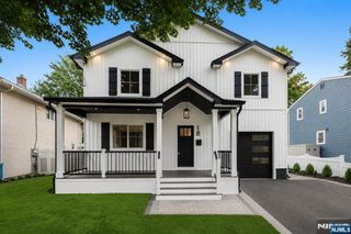 18 Orchard Street, Pompton Lakes, NJ 07442