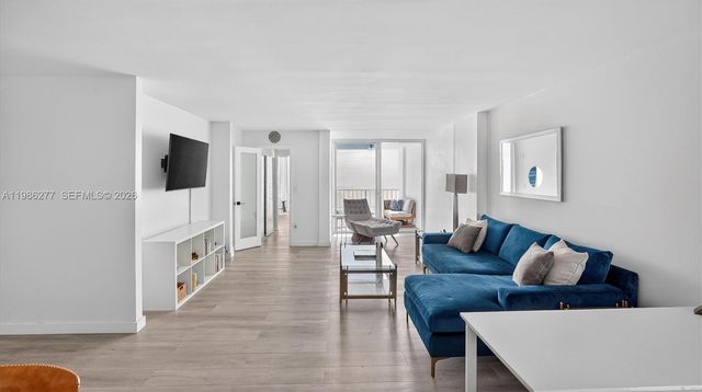 6450 Collins Ave 903, Miami Beach, FL 33141