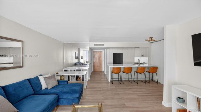 6450 Collins Ave 903, Miami Beach, FL 33141