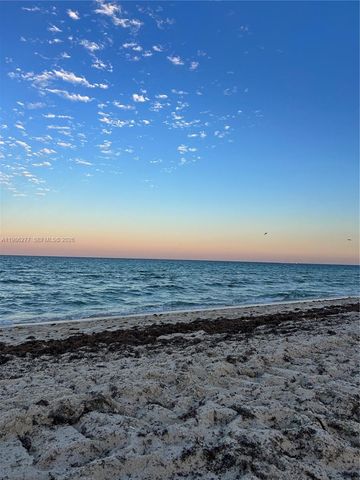 6450 Collins Ave 903, Miami Beach, FL 33141