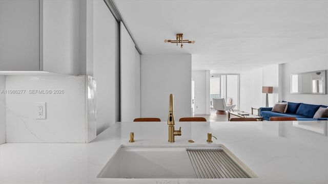 6450 Collins Ave 903, Miami Beach, FL 33141