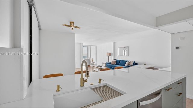 6450 Collins Ave 903, Miami Beach, FL 33141