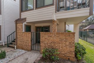 2310 Bamboo Drive J106, Arlington, TX 76006