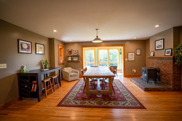 936 Rocky Ridge Road, St. Johnsbury, VT 05819