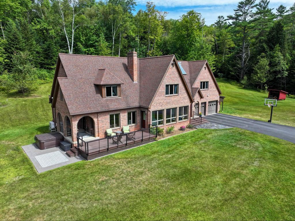 936 Rocky Ridge Road, St. Johnsbury, VT 05819