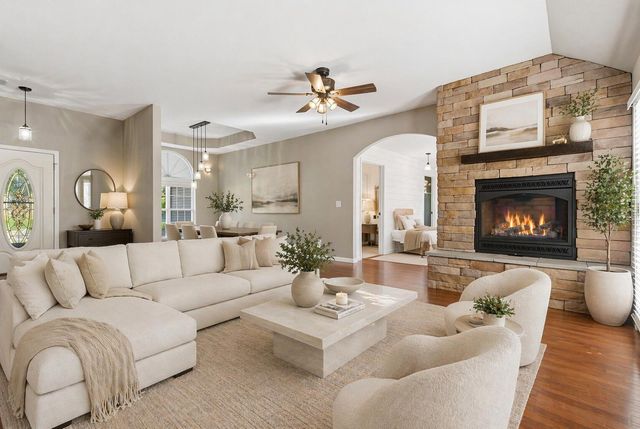 1269 Clevenger Cove Road, Hollister, MO 65672