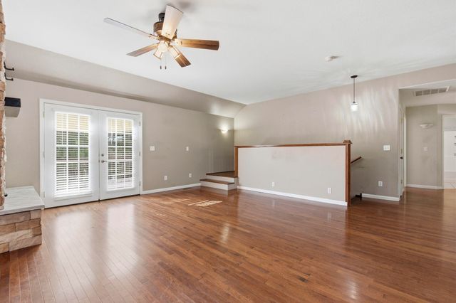 1269 Clevenger Cove Road, Hollister, MO 65672
