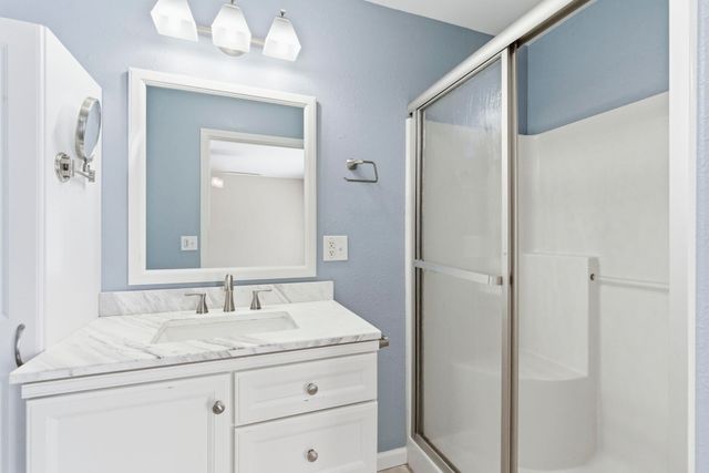 1269 Clevenger Cove Road, Hollister, MO 65672