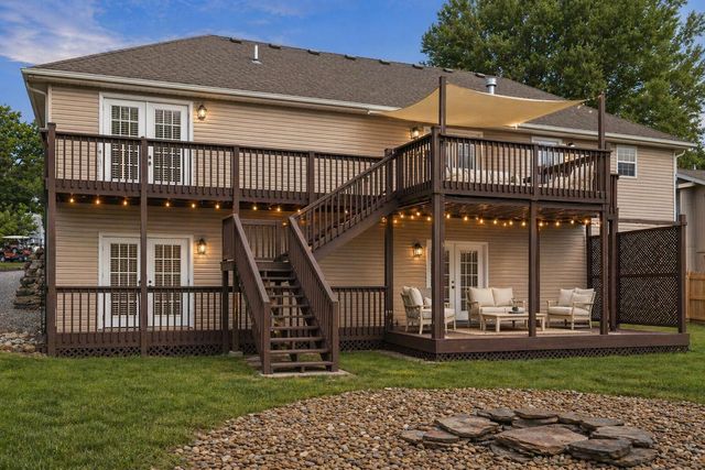 1269 Clevenger Cove Road, Hollister, MO 65672