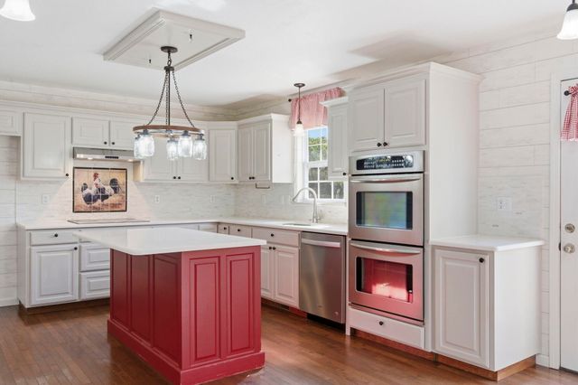 1269 Clevenger Cove Road, Hollister, MO 65672