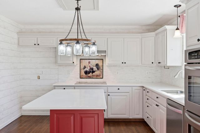 1269 Clevenger Cove Road, Hollister, MO 65672